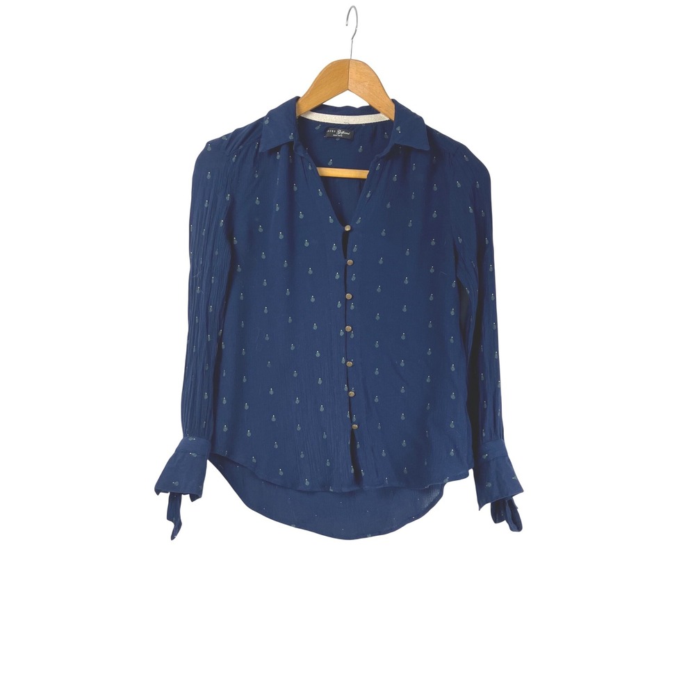 Jachs Girlfriend Blue Pineapple Print Rayon Gauze Button Down Blouse Tie Cuff M‎